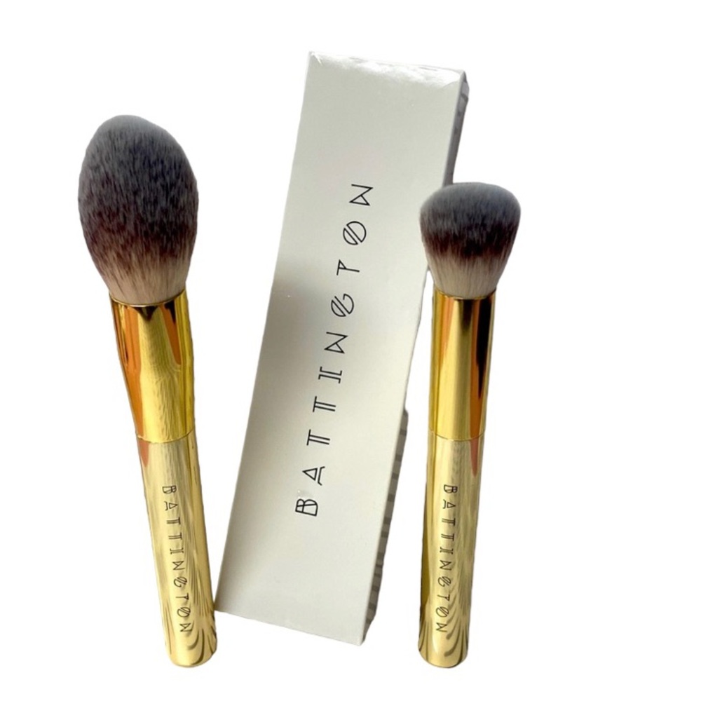 NIB BATTINGTON 2-PIECE BRUSH SET